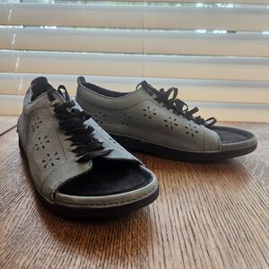 Barefoot Freedom 8.5 Shoes Blue Suede Leather upper Toeless Elastic